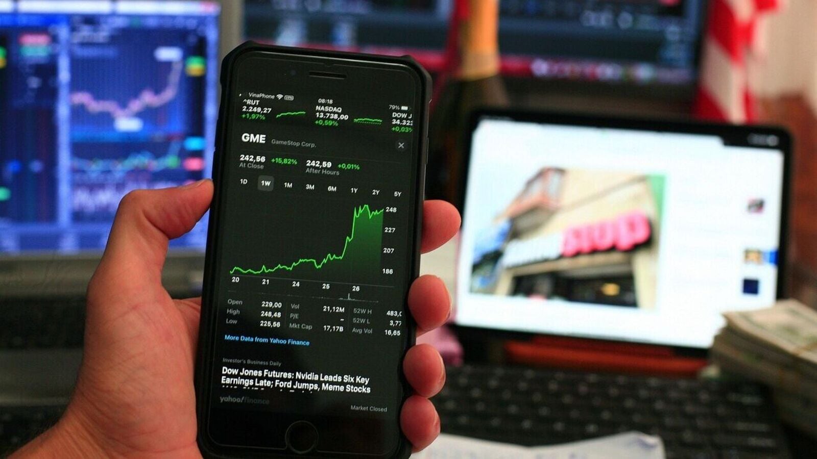 Zaggle Prepaid is Ashish Kacholia portfolio stock as the ace investor holds 2.24% in the company.