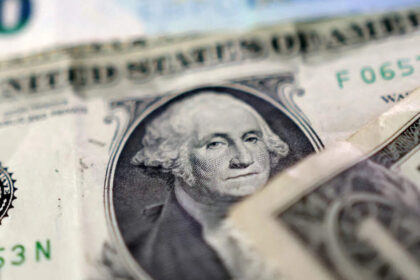 India’s forex reserves fall by $4.38 billion to $690.72 billion for week ending August 22