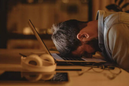 10 hours a day! Maharashtra reportedly planning to increase working hours for private sector employees. All you need to know