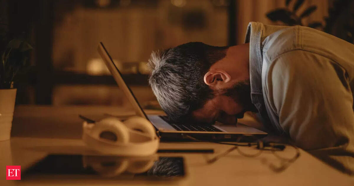 10 hours a day! Maharashtra reportedly planning to increase working hours for private sector employees. All you need to know