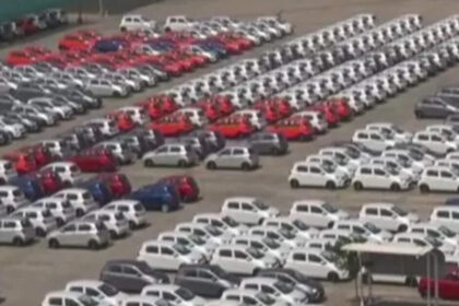 Passenger vehicle sales likely to grow 1-4% this fiscal: ICRA