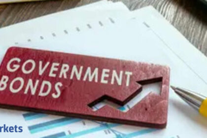 Govt Bonds: Govt bonds on investor radar again as yields surge, FDs lag