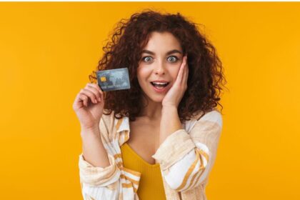 These 5 popular lifestyle credit cards offer cashbacks galore. Check list here