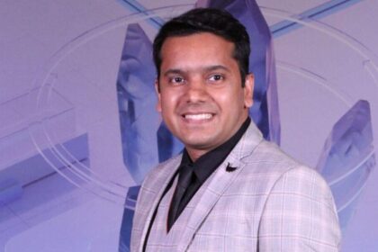 Ganesh Chaturthi 2025: Sumeet Bagadia of Choice Broking suggest THIS IT stock to buy for medium-term