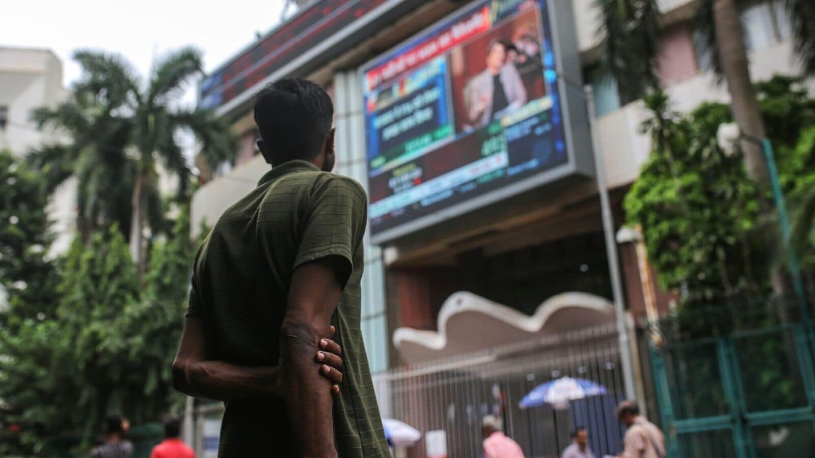 Will the Indian stock market see increased FPI outflows after higher tariffs?