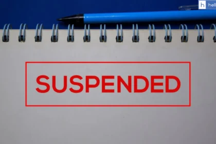Suspension Cannot Be Extended Without Issuing Charge-Sheet: Delhi High Court