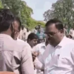 Tehsildar suspended for grabbing Collar of a Farmer in MP